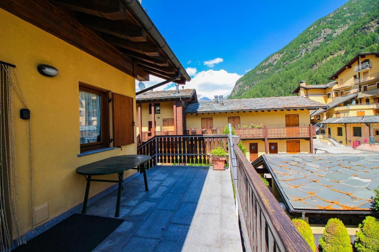 Villetta Periax - Affitti Brevi Italia Champoluc Exterior photo